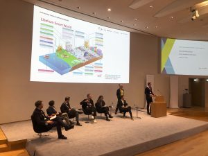Kollegiat*innen beim Abschlusssymposium SENSING Hannover 2022